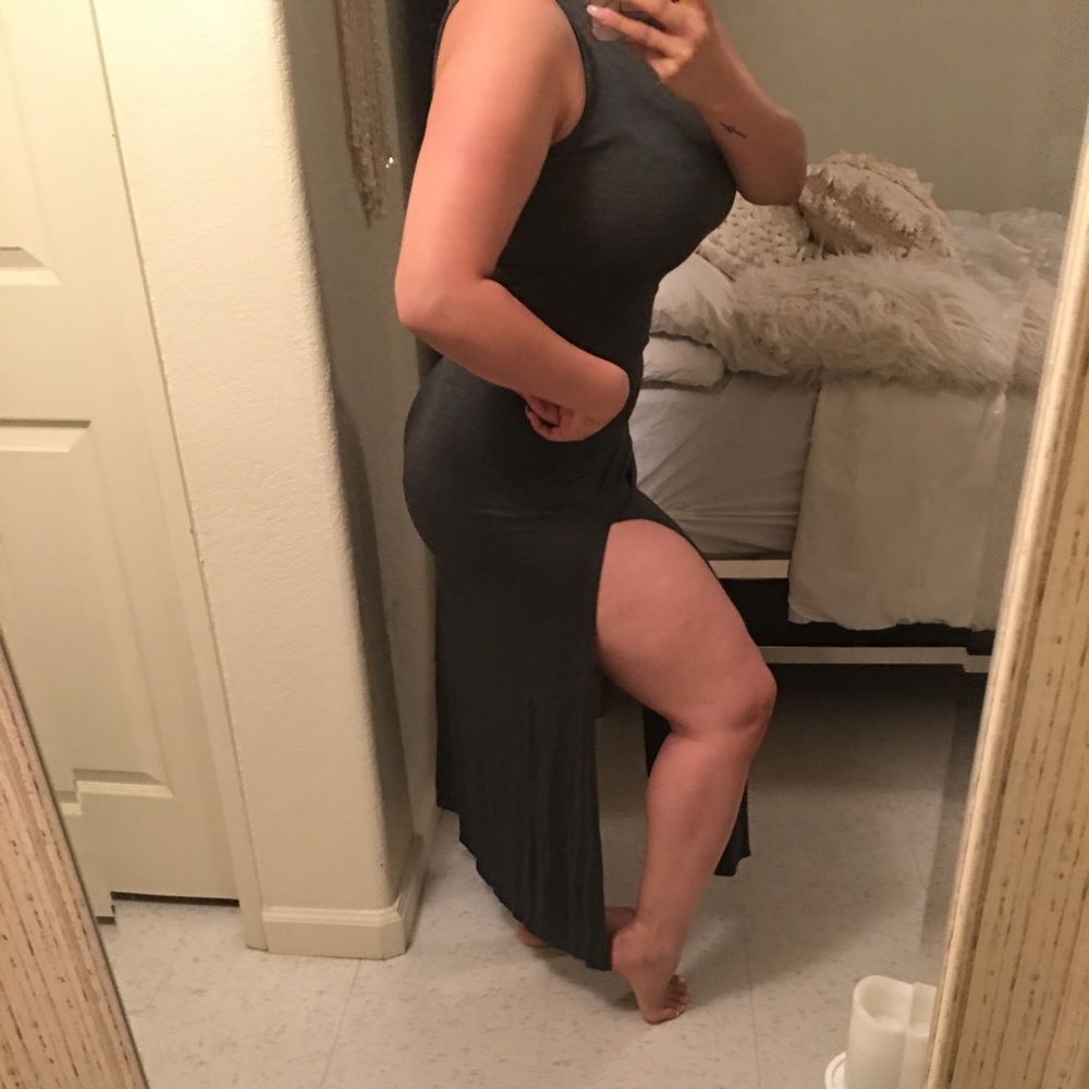 🖤SLiT CHARCOAL DRESS🖤